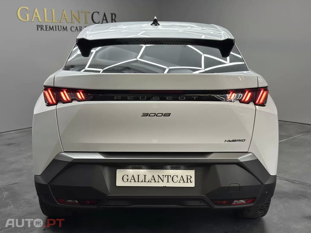 Peugeot 3008 1.2 Hybrid Allure Pack e-DCS6