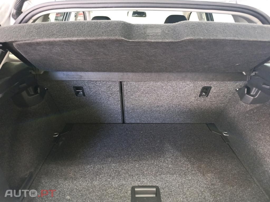 Volkswagen Polo 1.0 Confortline