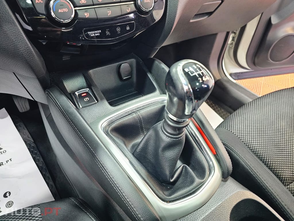 Nissan Qashqai 1.5 dCi N-Connecta