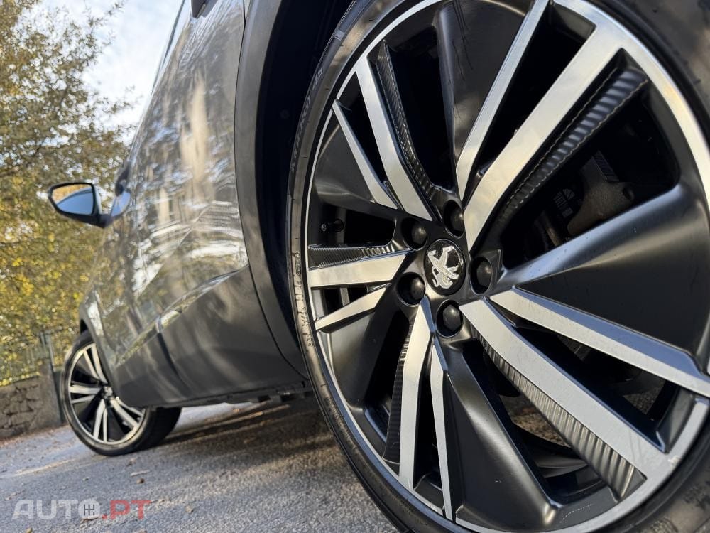 Peugeot 3008 1.6 Hybrid GT Pack e-EAT8