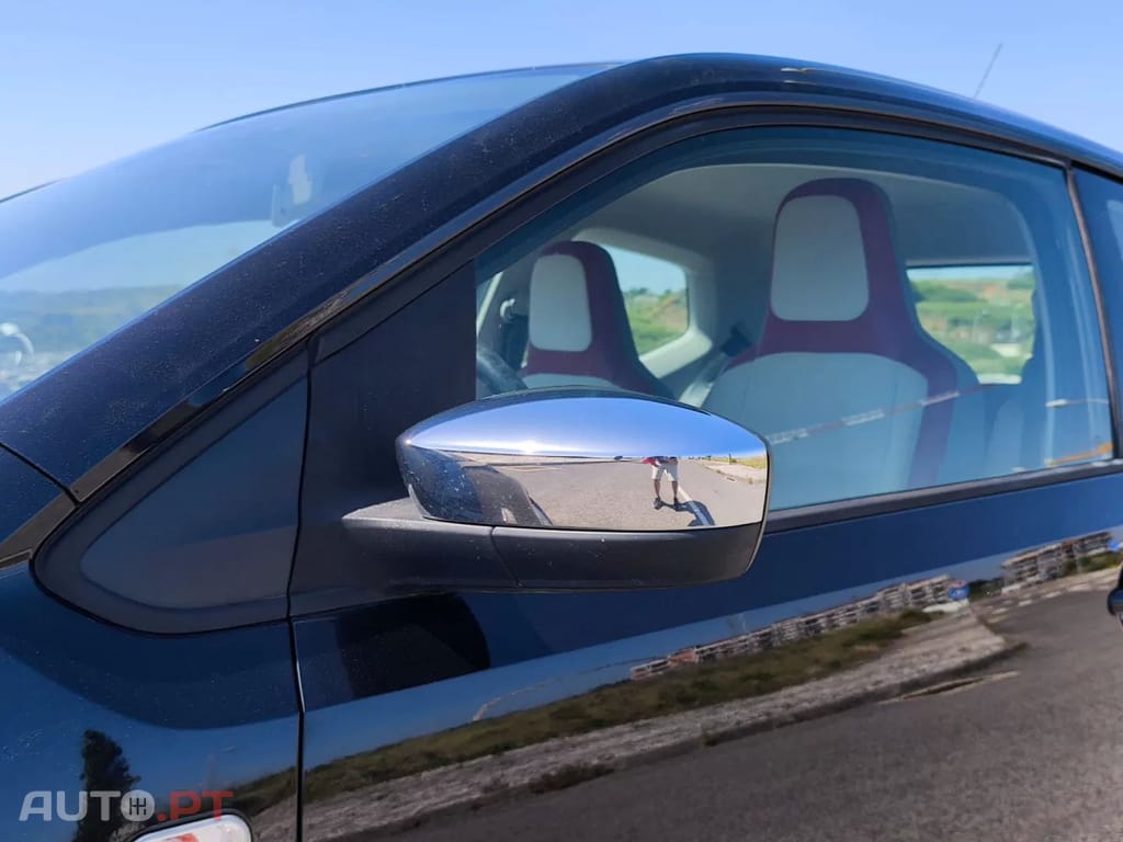 Volkswagen Up! 1.0 BlueMotion High