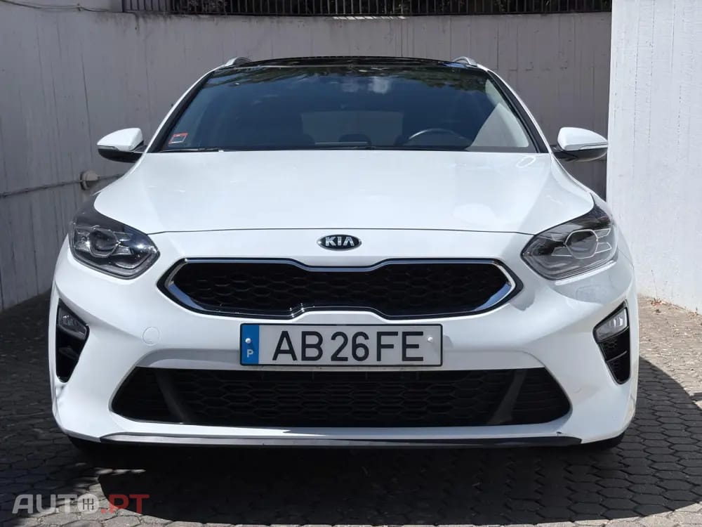 Kia Ceed SW 1.4 T-GDI Drive+SRF 7DCT