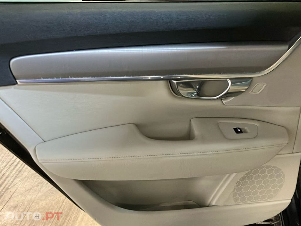 Volvo V90 2.0 D4 Momentum Plus Geartronic