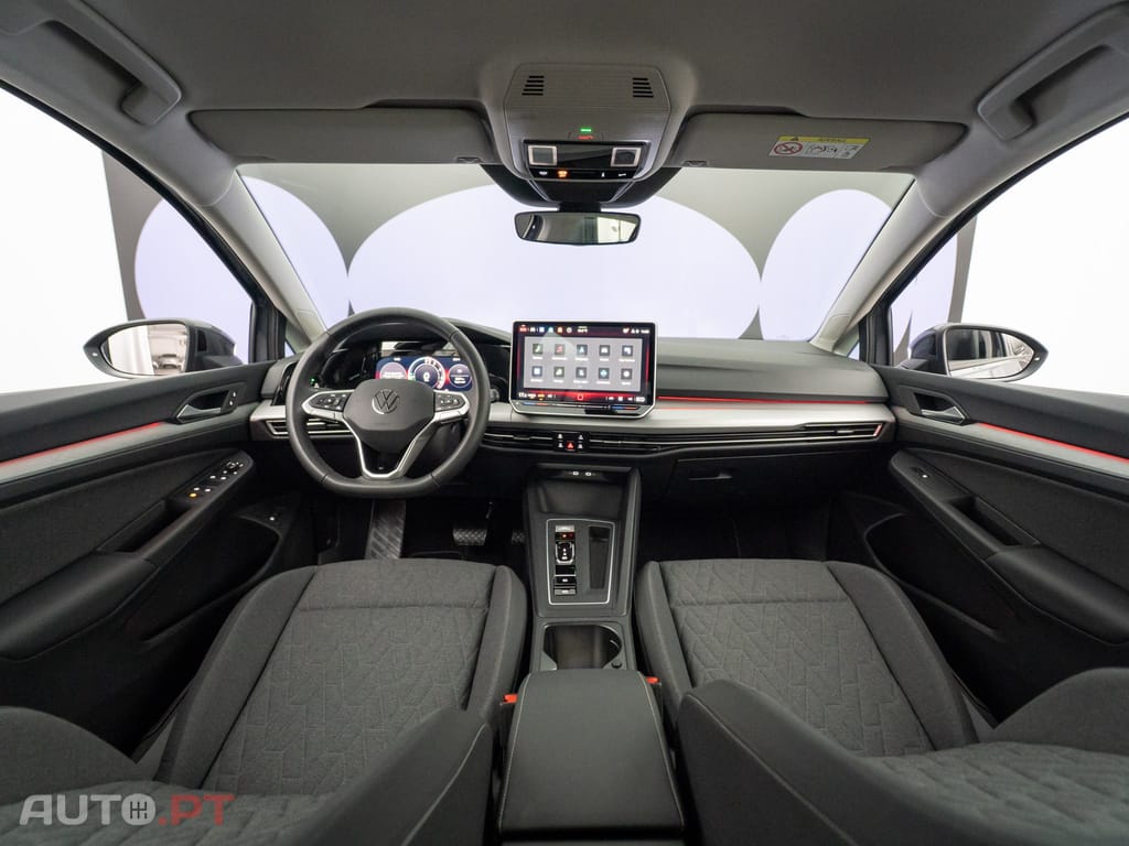 Volkswagen Golf 1.5 TSI e-Hybrid Life DSG