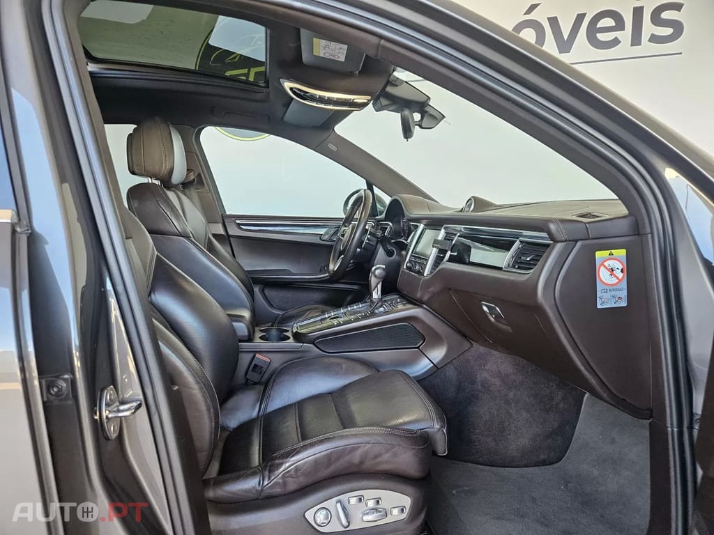 Porsche Macan S
