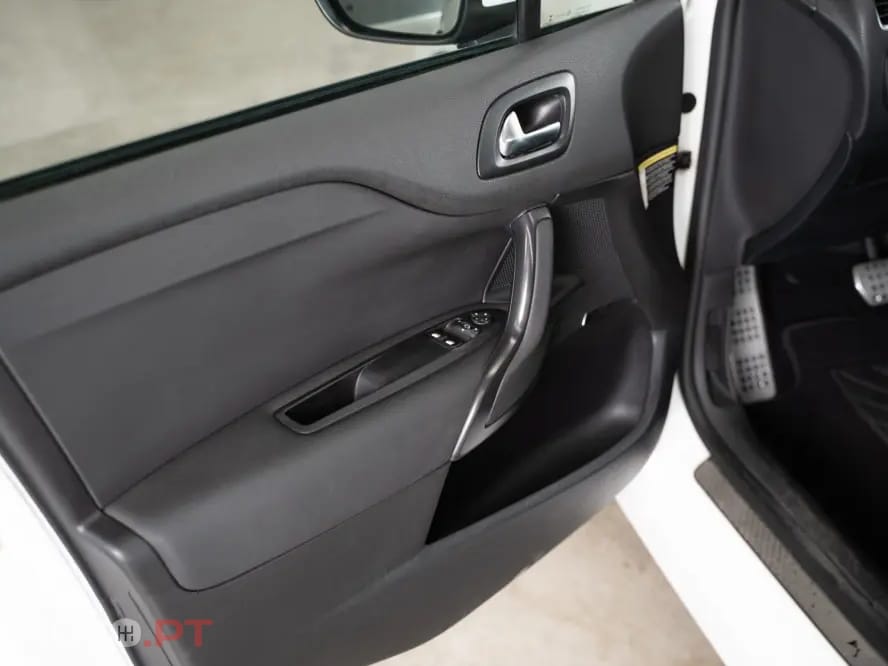 Citroen DS4 1.6 e-HDi So Chic CMP6