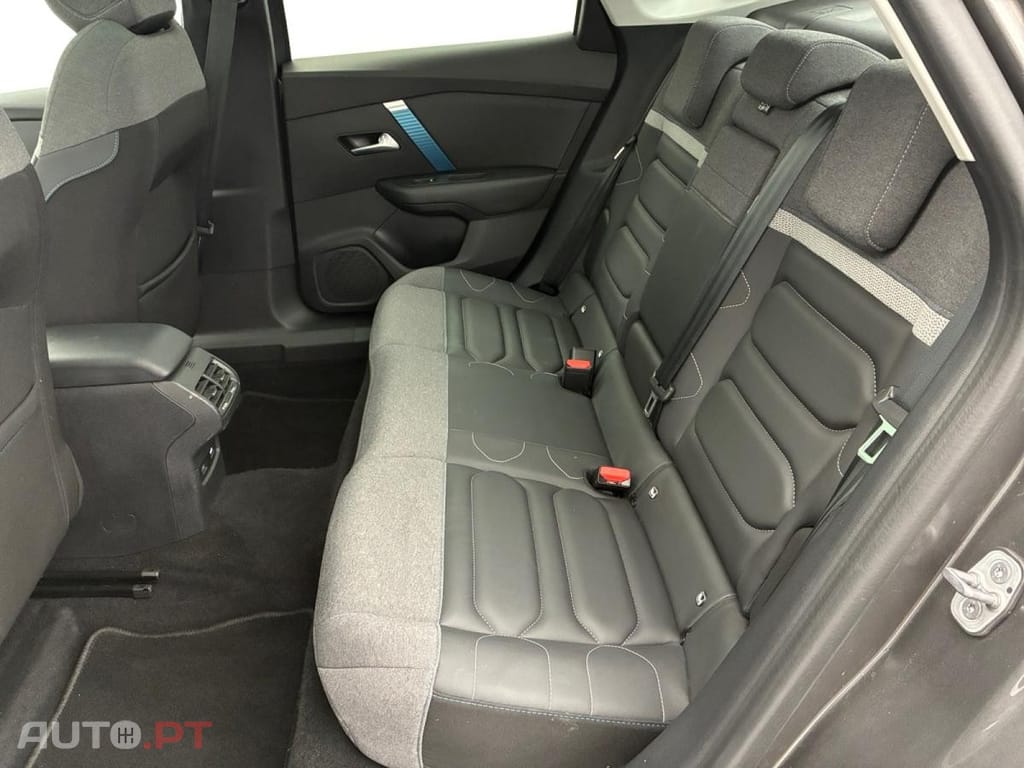Citroen e-C4 X 50 kWh Shine