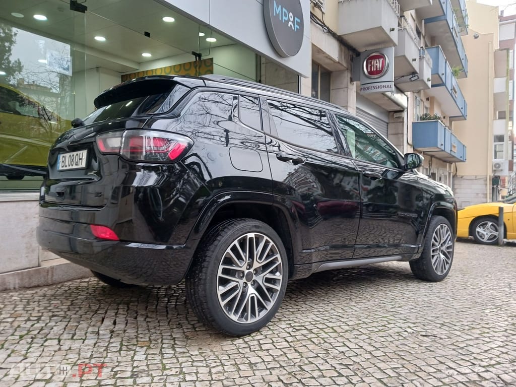 Jeep Compass 1.5 TG e-Hybrid Summit DCT