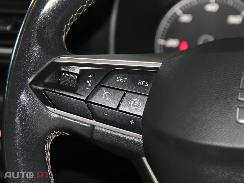 SEAT Leon 2.0 TDI Style — fotografia 14