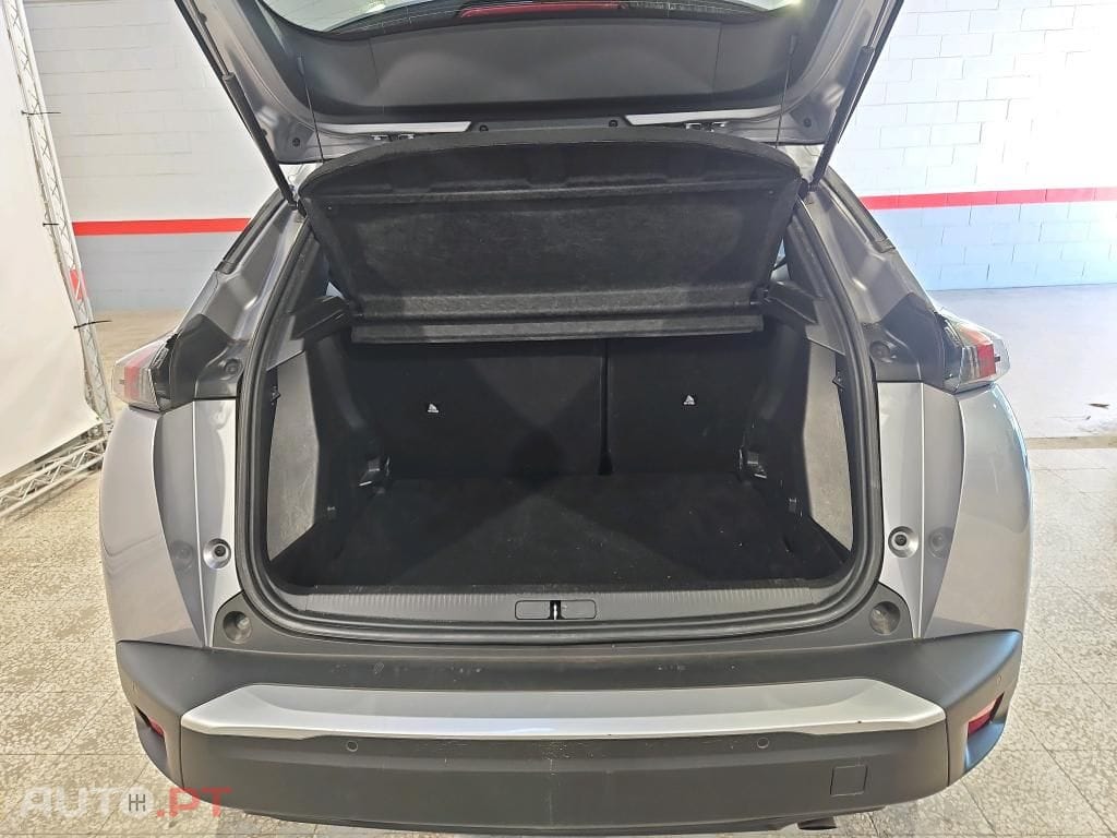 Peugeot 2008 1.2 PureTech Allure