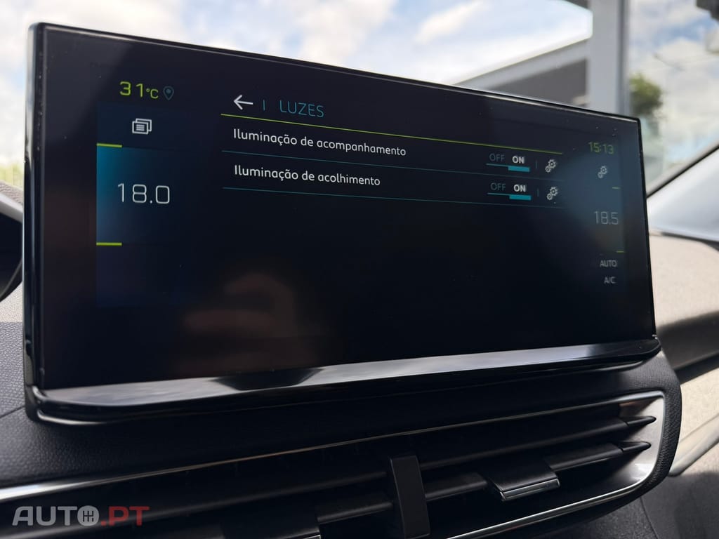 Peugeot 3008 1.6 Hybrid Allure e-EAT8