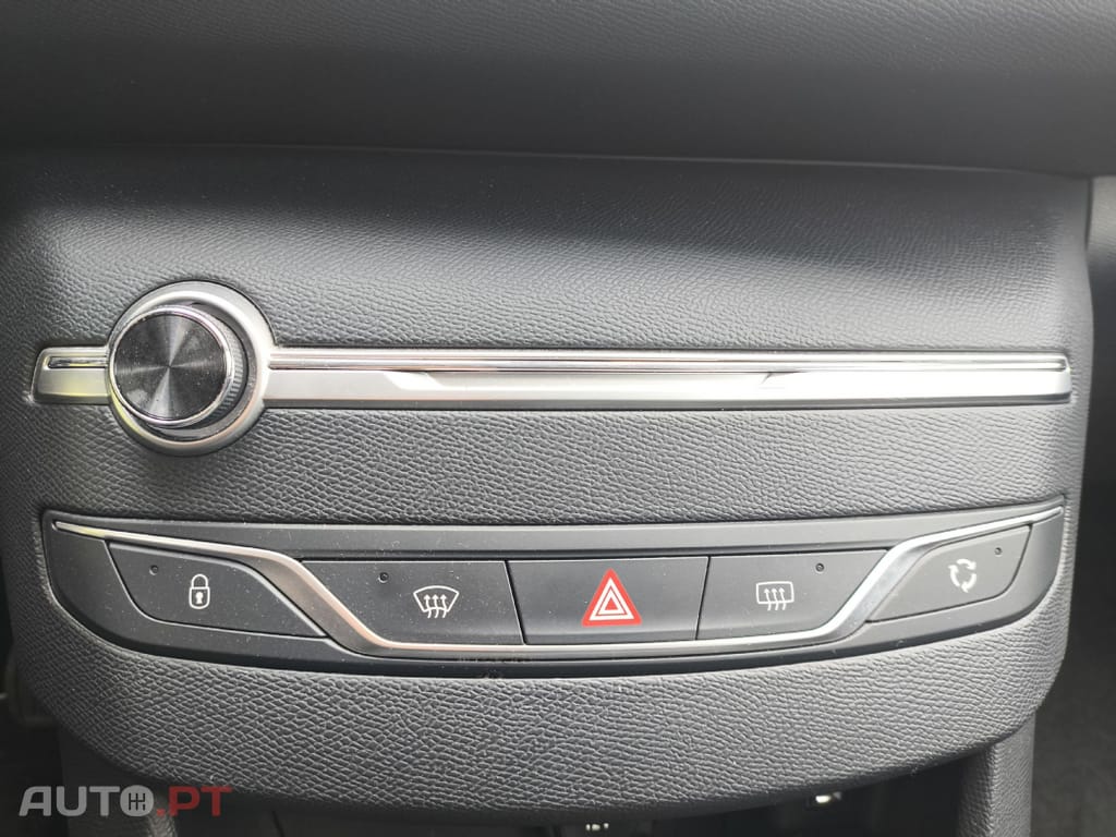 Peugeot 308 1.2i Style