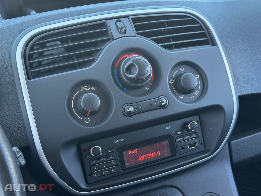 Renault Kangoo Outro