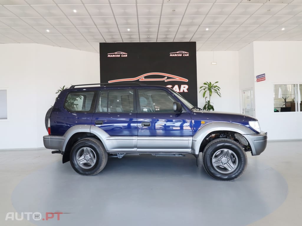 Toyota Land Cruiser 3.0 TD Standard