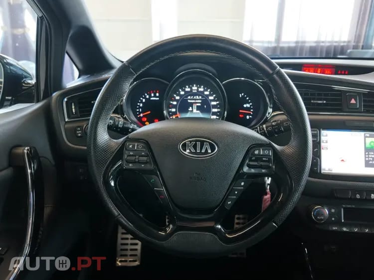 Kia Ceed 1.6 CRDi GT Line