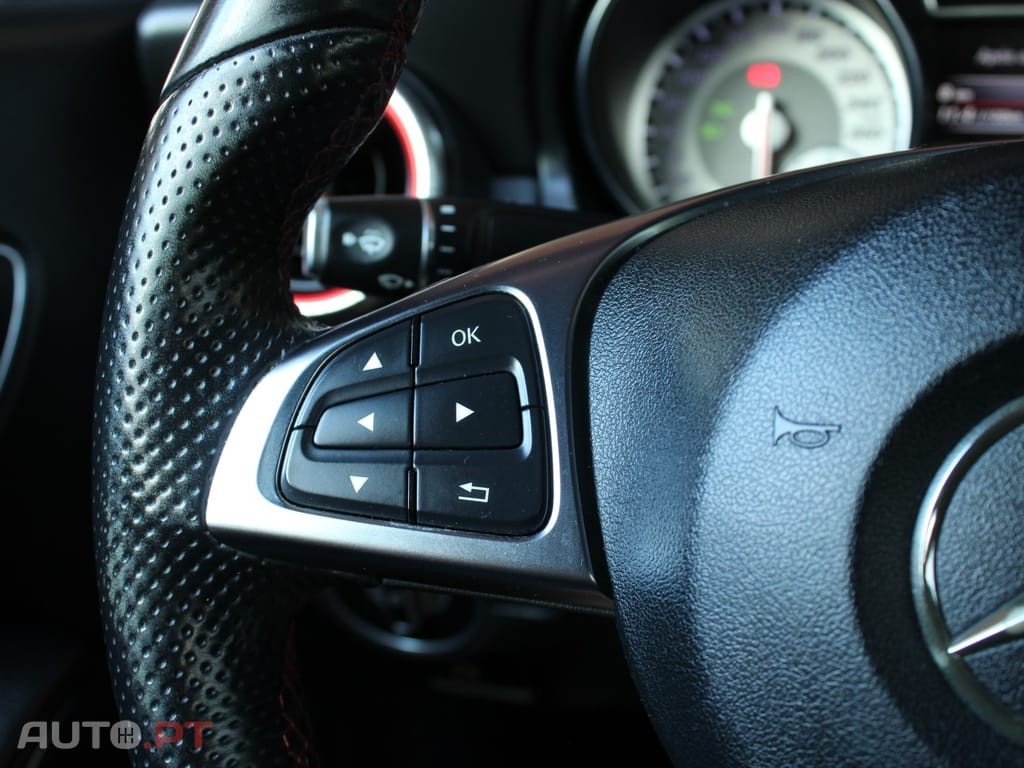 Mercedes-Benz CLA 180 d AMG Line