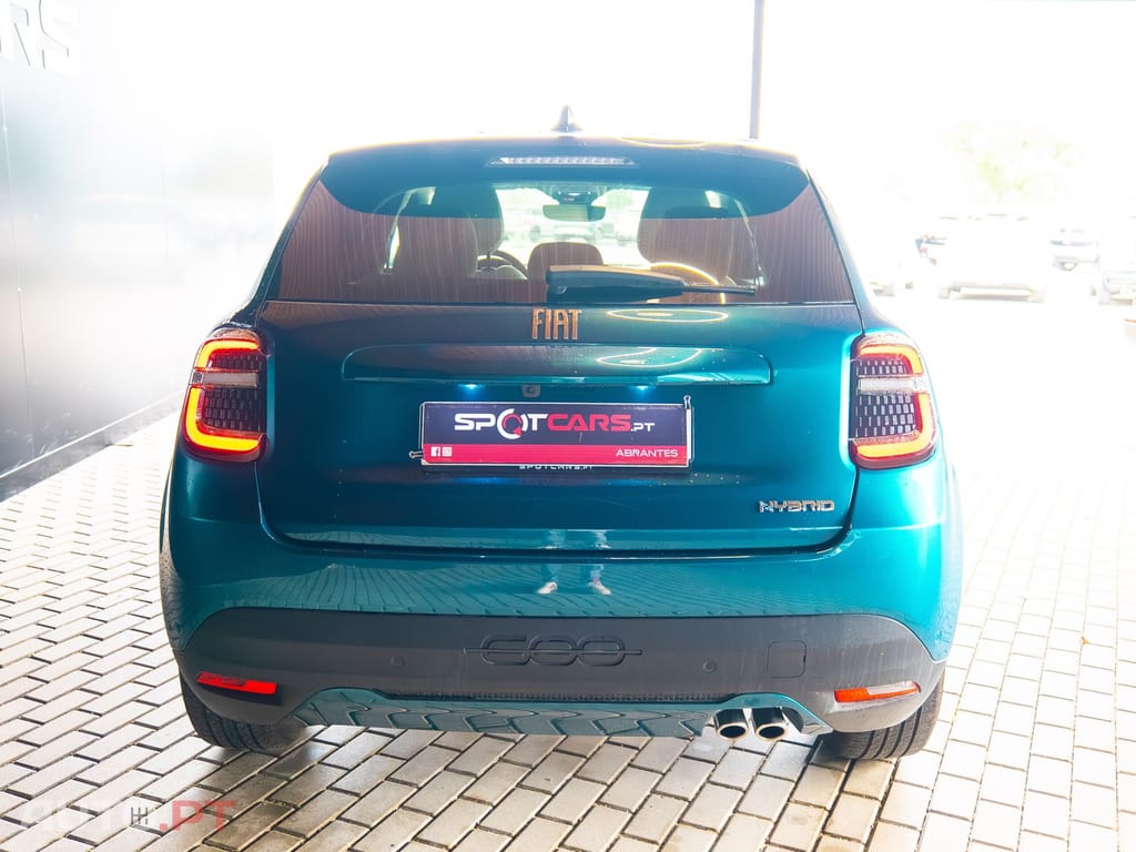 Fiat 600 1.2 Hybrid La Prima