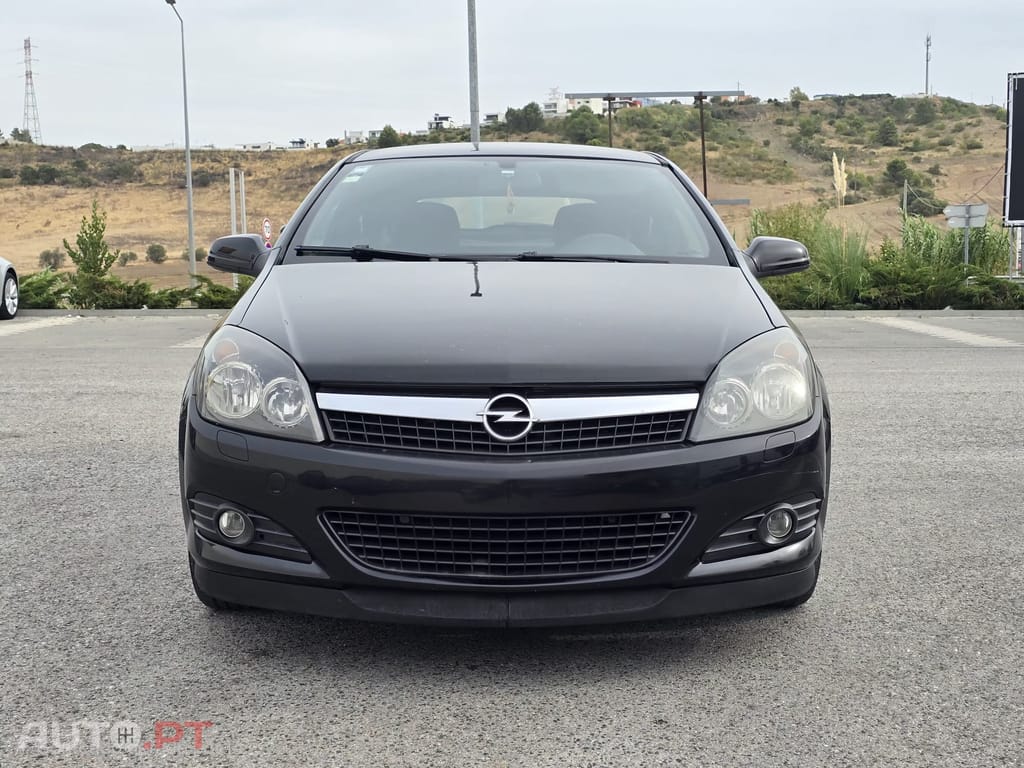 Opel Astra Coupe 1,3 CDTI Coupé GTC SPORT M6