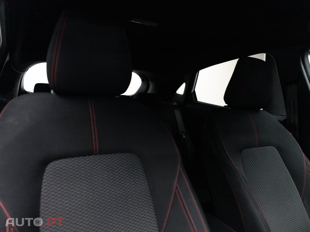 Ford Puma 1.0 EcoBoost MHEV ST-Line