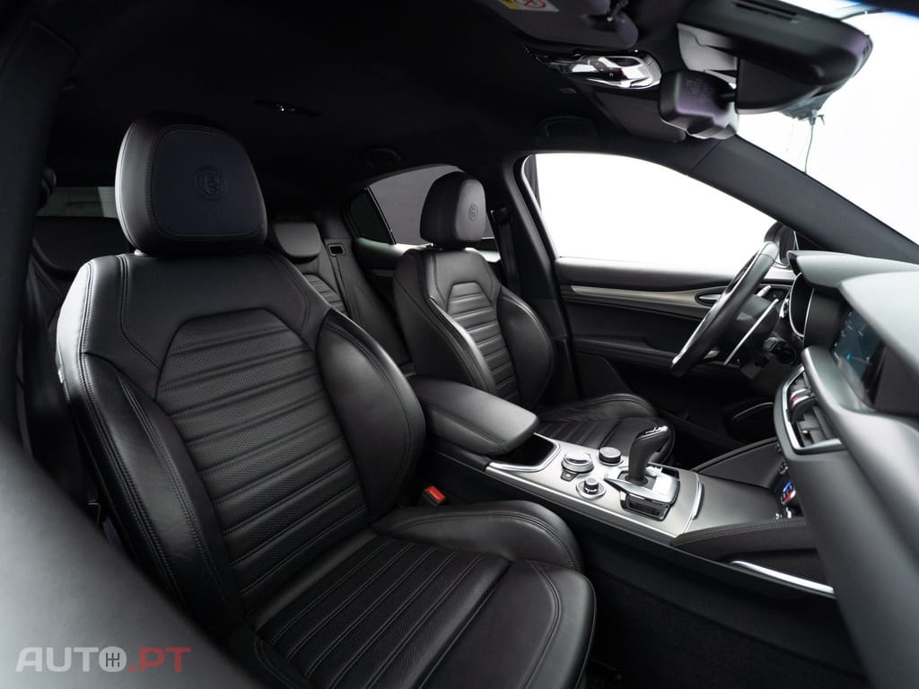 Alfa Romeo Stelvio 2.2 D Sprint Q4 AT8