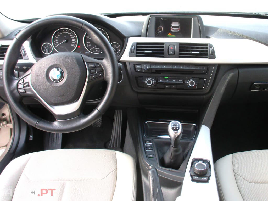 BMW 318 2.0 D Touring Luxury  Nacional 143 cv -Ano 2015 Nacional