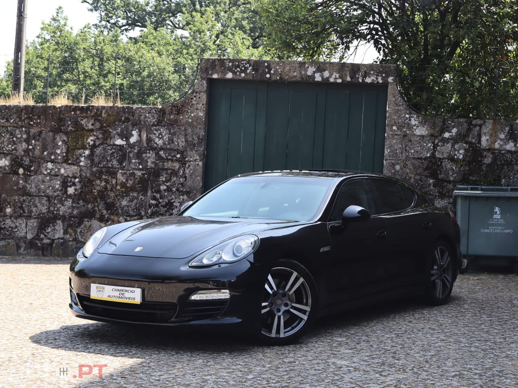 Porsche Panamera Platinum Edition