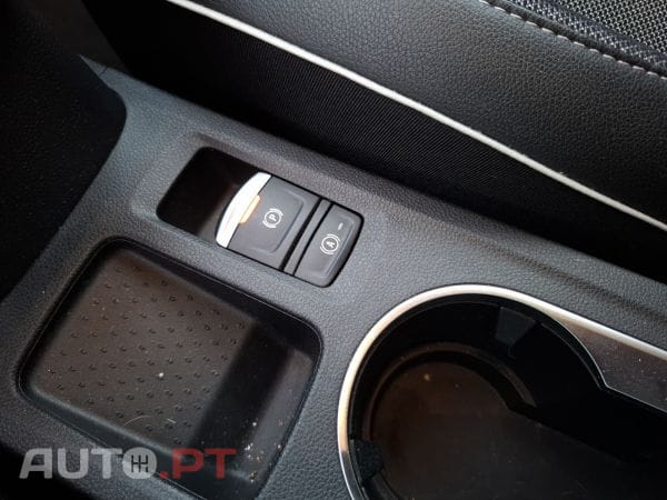 Renault Captur Captur Hibrido 1.6 E-Tech Intens | 143cv| 5P | 5L