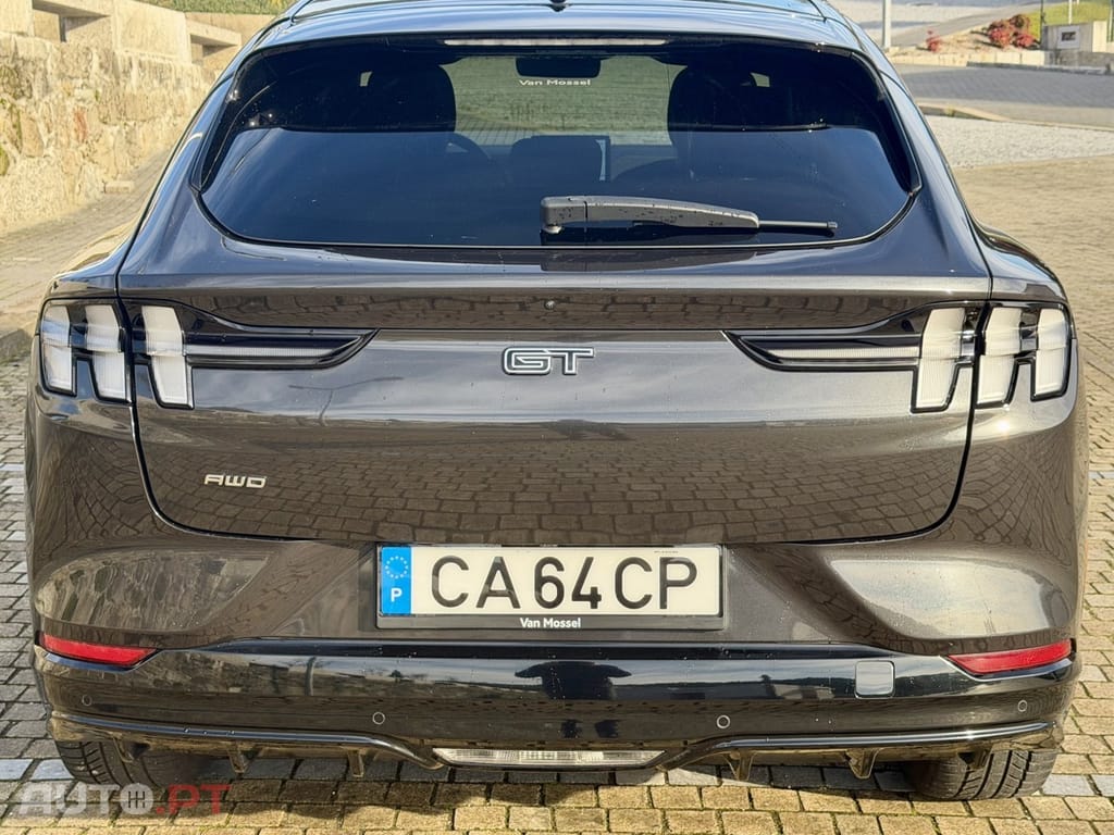 Ford Mustang Mach-E 90.5 kWh GT AWD