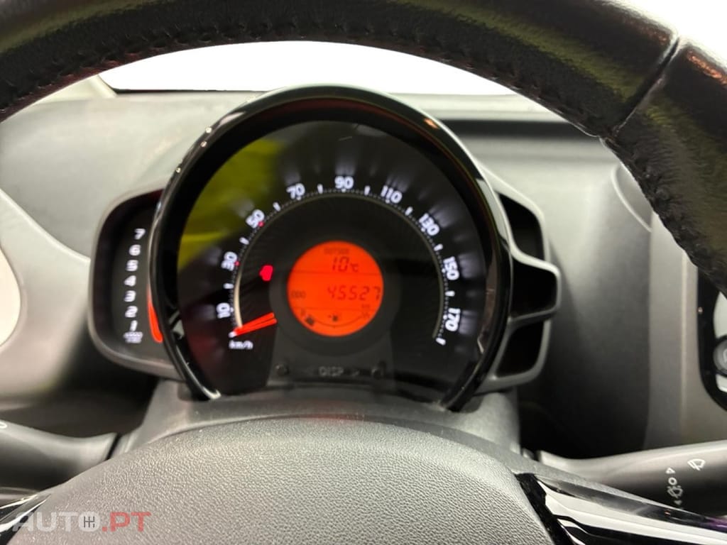 Toyota Aygo 1.0 X-Play