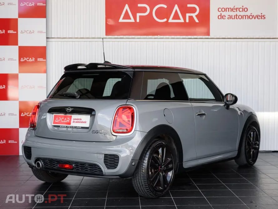 MINI Cooper Cooper D