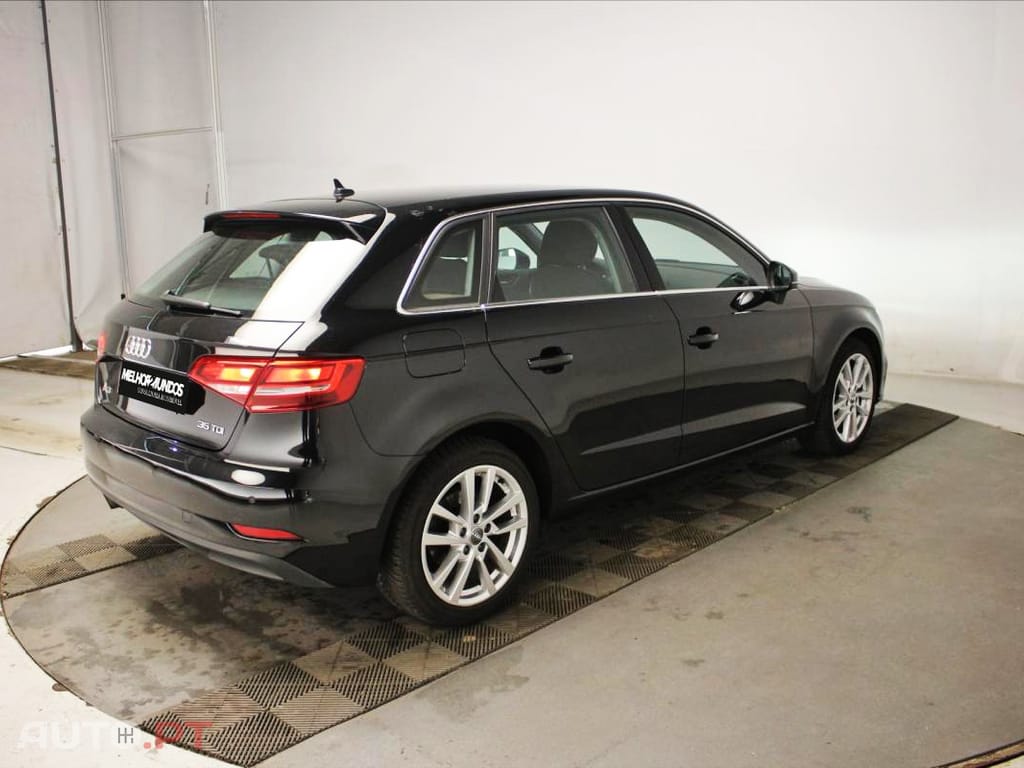 Audi A3 Sportback 35 TDI S tronic Line