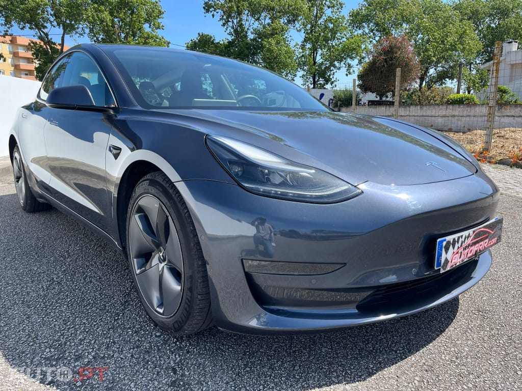 Tesla Model 3 Long Range AWD Dual Motor