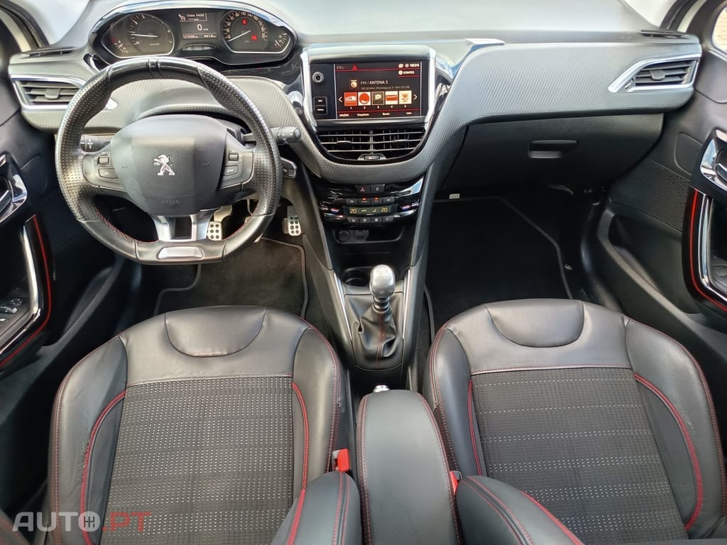 Peugeot 208 1.2 PureTech GT Line