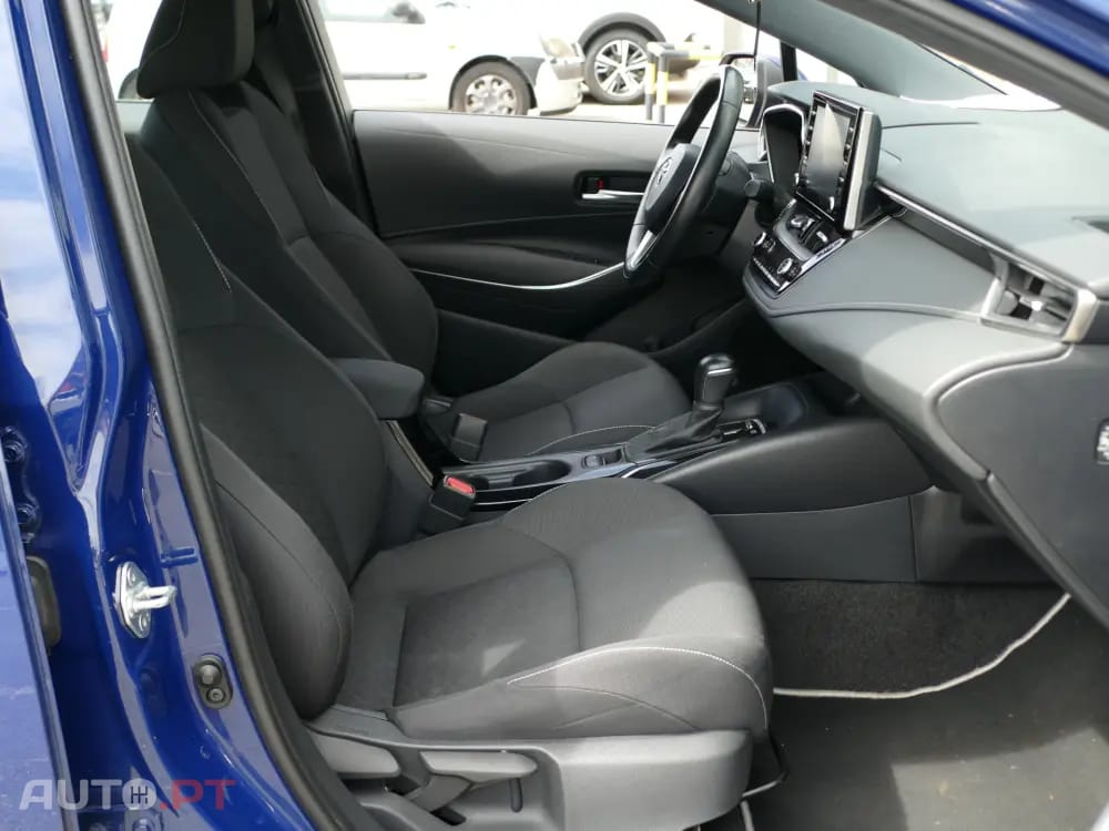 Toyota Corolla 1.8 Hybrid Active