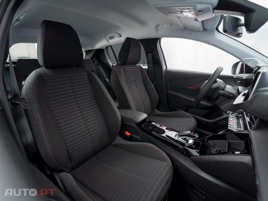 Peugeot E-208 50 kWh Active