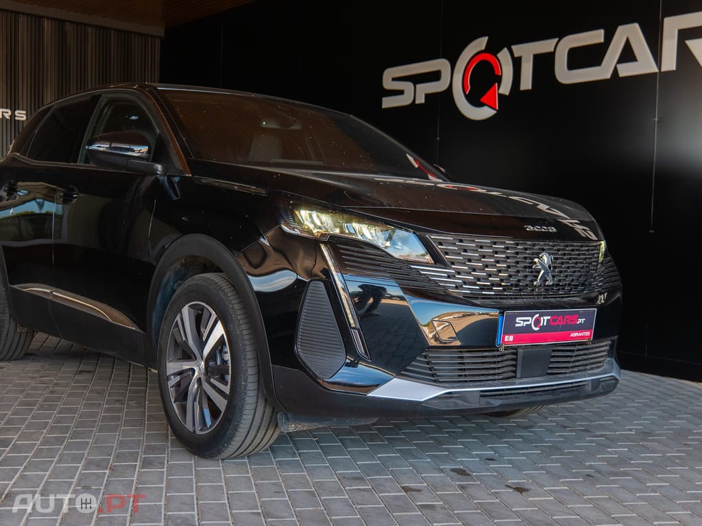 Peugeot 3008 1.2 Hybrid Allure e-DCS6