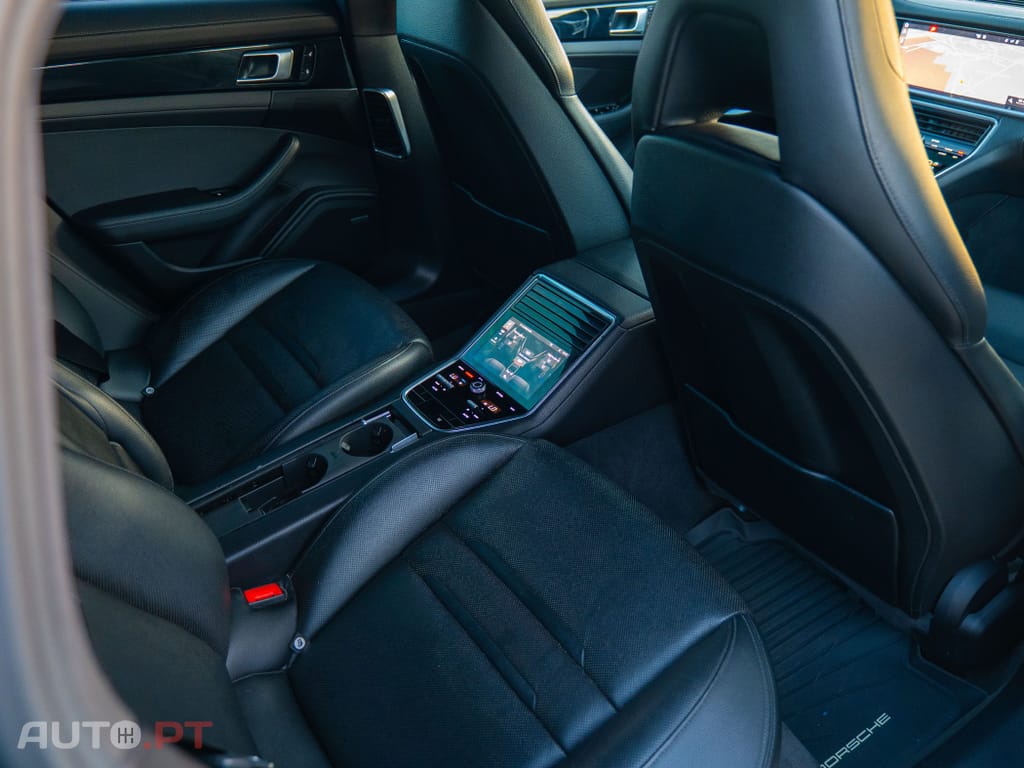 Porsche Panamera 4 Executive