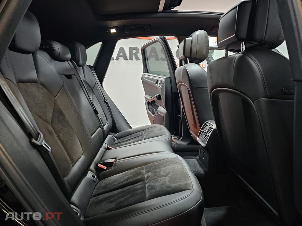 Porsche Macan Standard