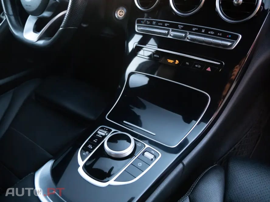 Mercedes-Benz C 300 de AMG Line