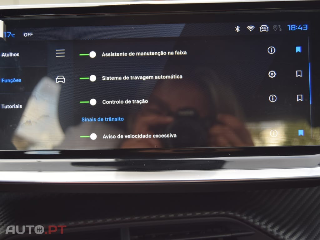 Peugeot E-2008 54 kWh Active EAT8