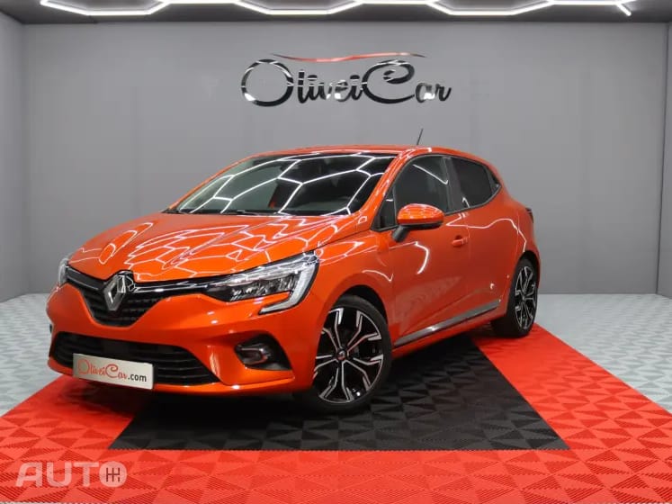 Renault Clio 1.5 Blue dCi Intens — fotografia 5