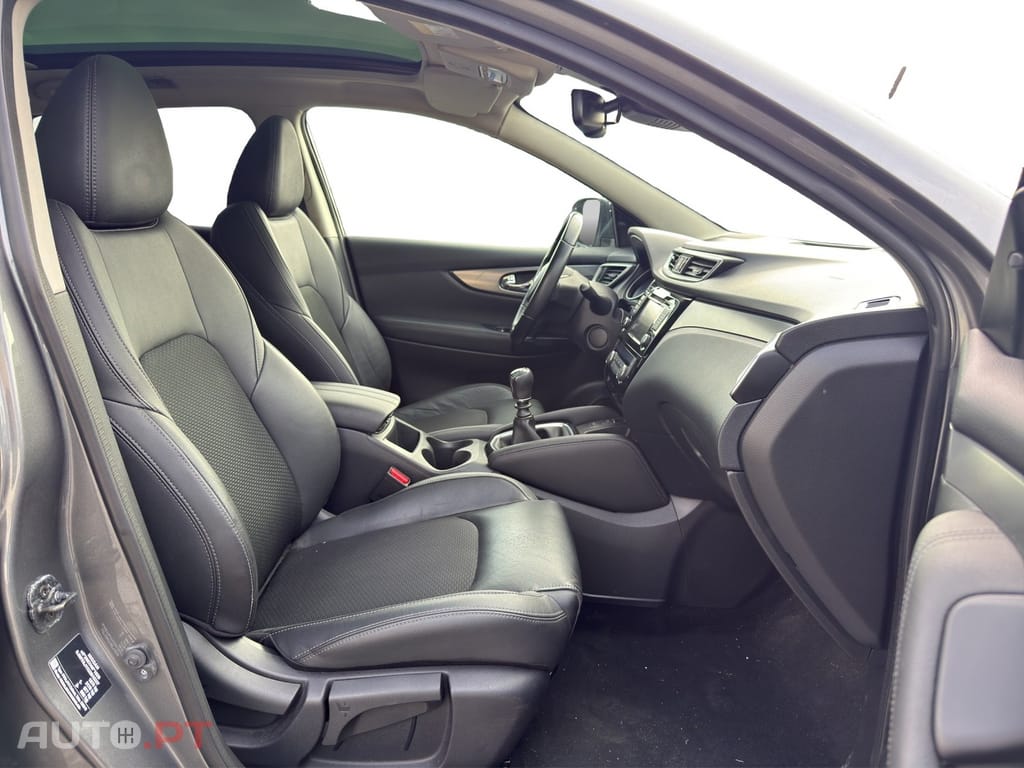 Nissan Qashqai 1.3 DIG-T Tekna