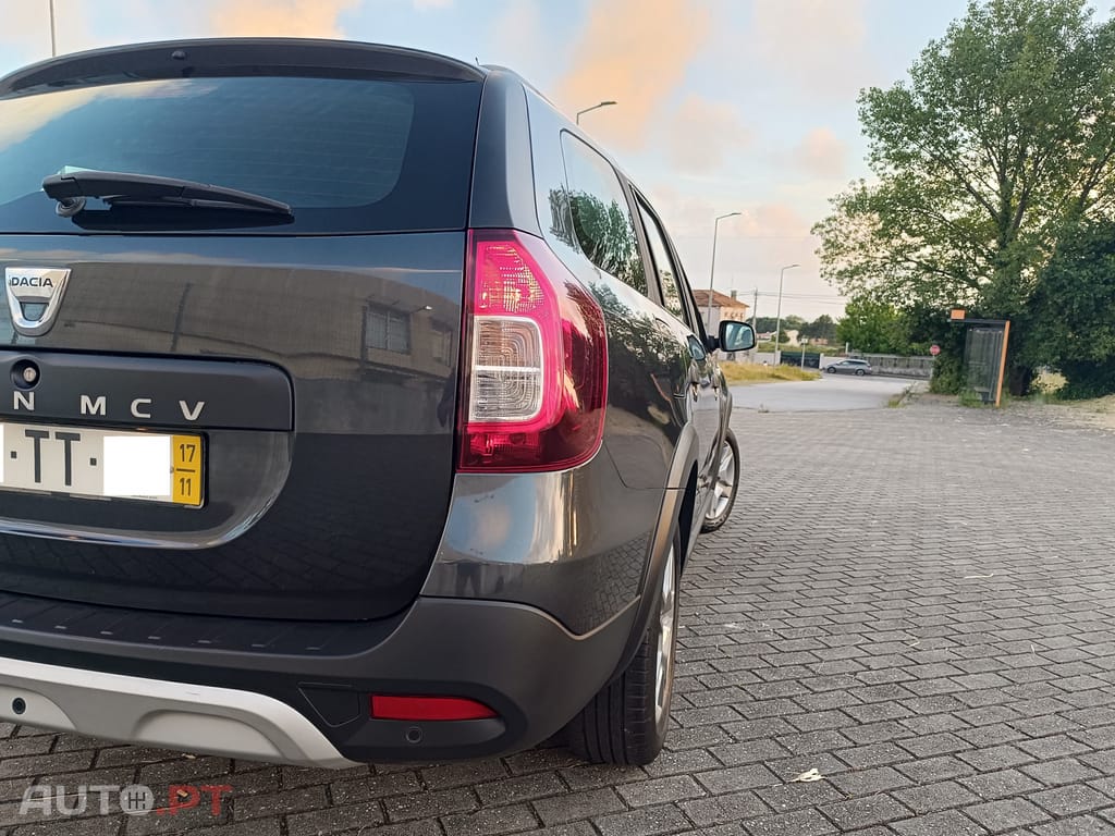 Dacia Logan MCV 0.9 TCe Stepway - Nacional