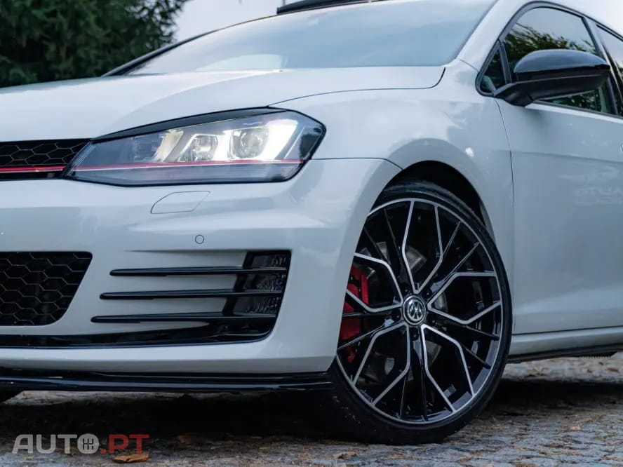 Volkswagen Golf 2.0 TSi GTi Performance