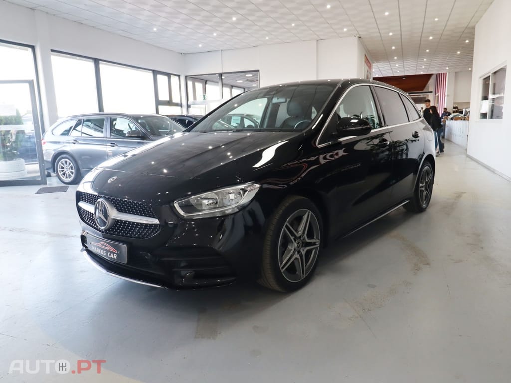 Mercedes-Benz B 250 e 8G-DCT AMG Line — fotografia 3
