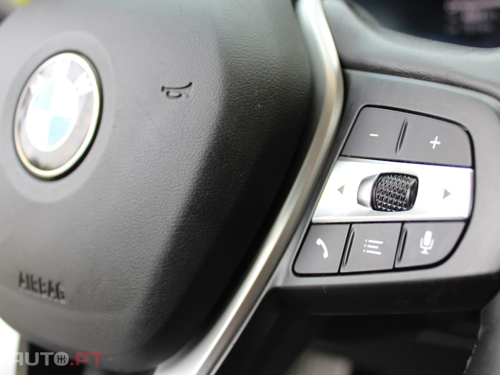 BMW 330 330e Hibrido Plug-In