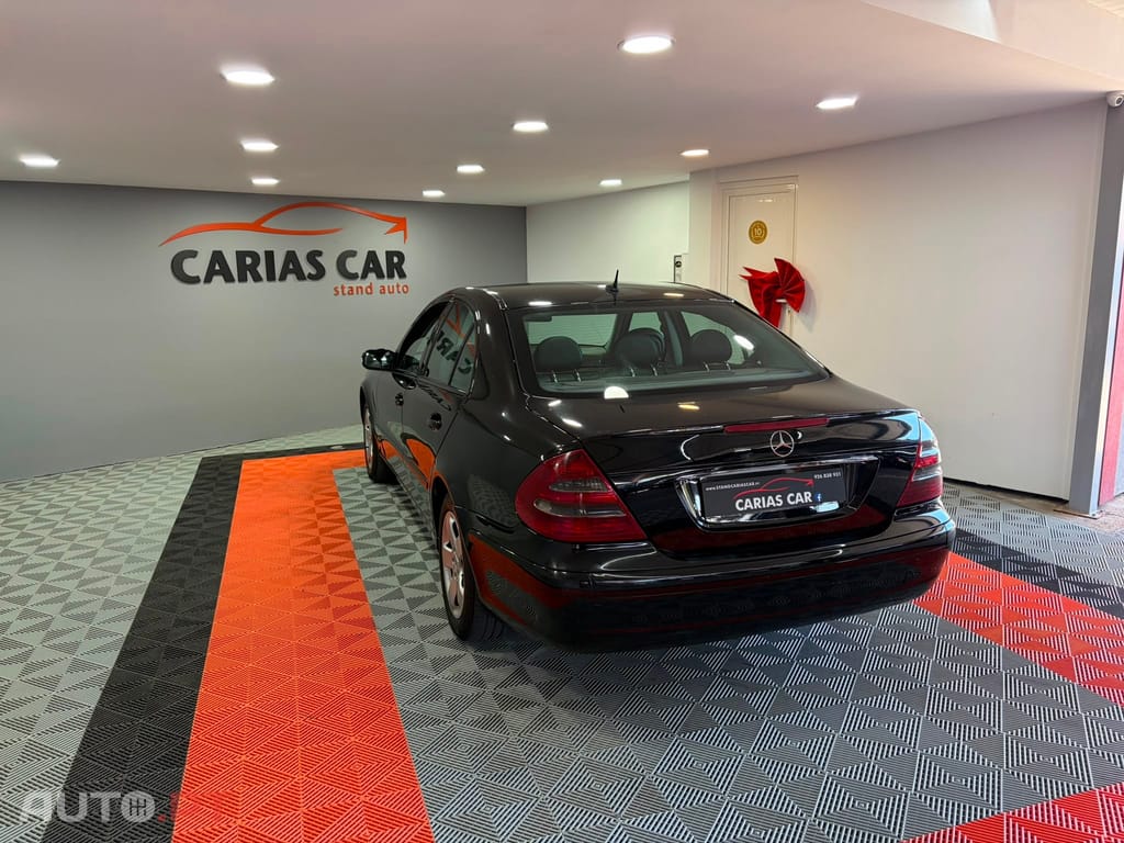 Mercedes-Benz E 200 CDI ELEGANCE Aut.
