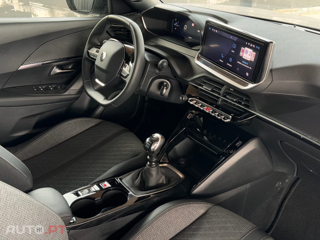 Peugeot 2008 1.2 PureTech Allure