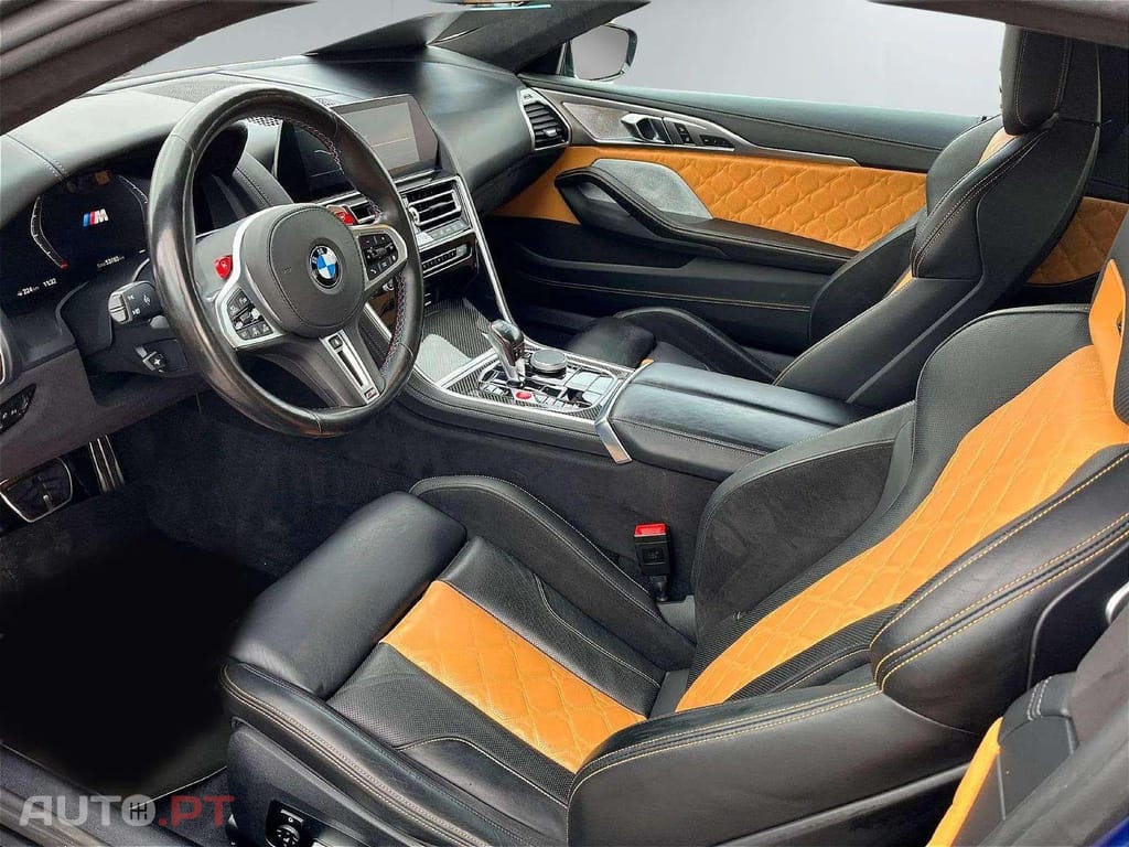 BMW M8 Coupé FROZEN MARINA BAY BLUE 