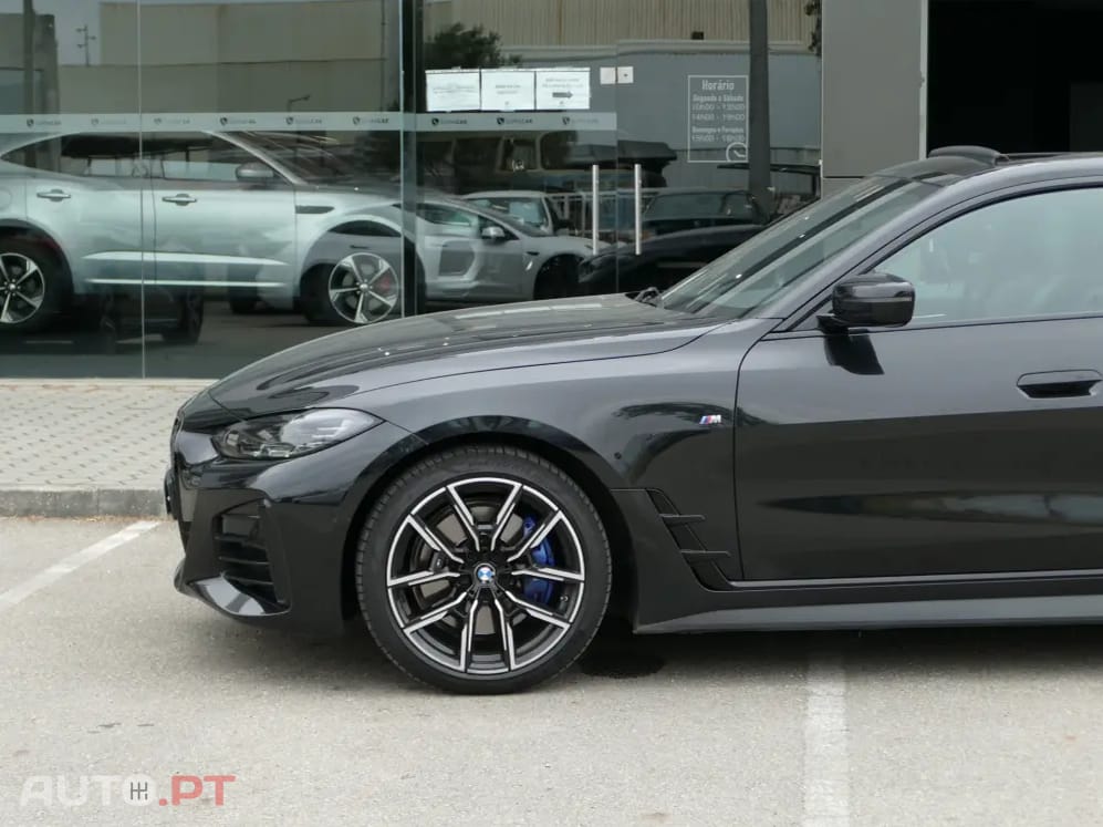 BMW 420 d Pack Desportivo M Pro Auto